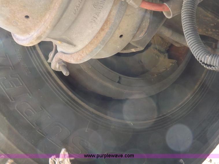 image for item I9224 2005 Utility 3000R refrigerated trailer