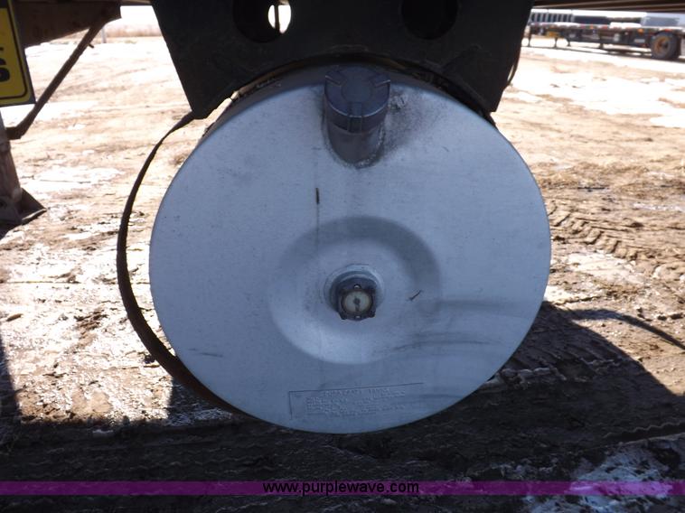 image for item I9226 2000 Great Dane refrigerated trailer