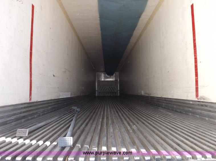 image for item I9226 2000 Great Dane refrigerated trailer