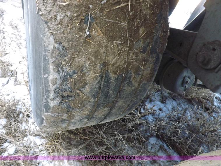 image for item I9226 2000 Great Dane refrigerated trailer