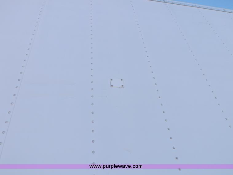 image for item I9226 2000 Great Dane refrigerated trailer