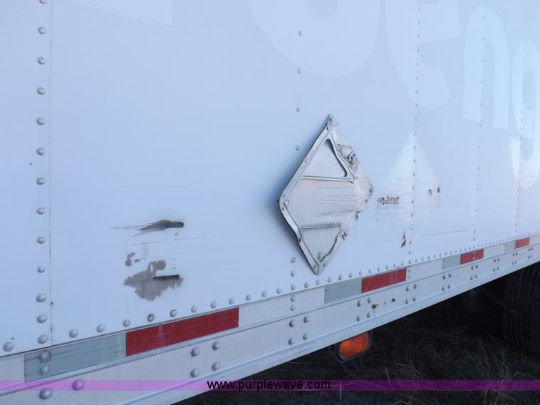 image for item I9226 2000 Great Dane refrigerated trailer