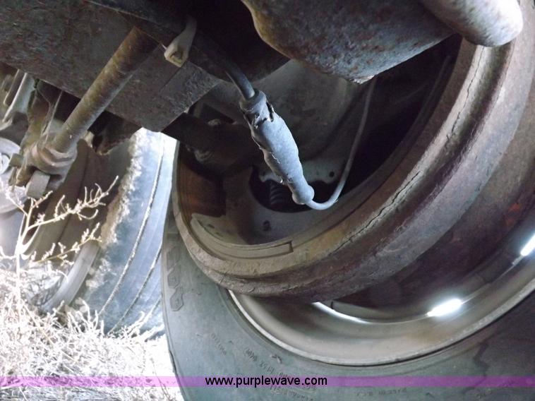 image for item I9226 2000 Great Dane refrigerated trailer