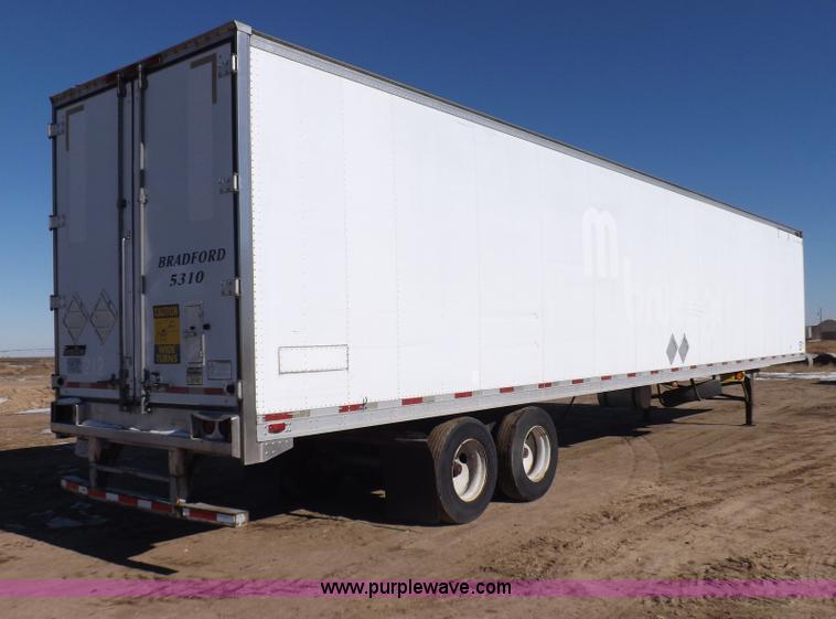 image for item I9227 2000 Great Dane refrigerated trailer