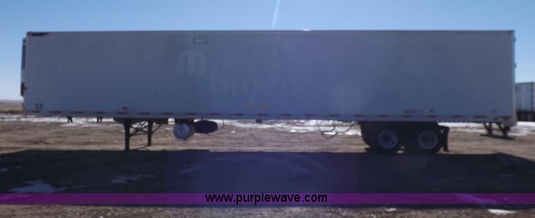 image for item I9227 2000 Great Dane refrigerated trailer