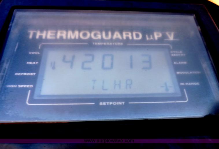 image for item I9227 2000 Great Dane refrigerated trailer