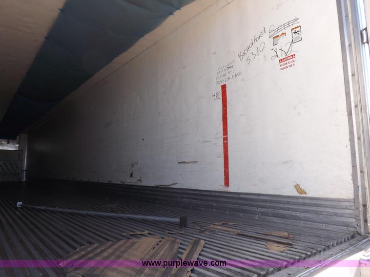 image for item I9227 2000 Great Dane refrigerated trailer