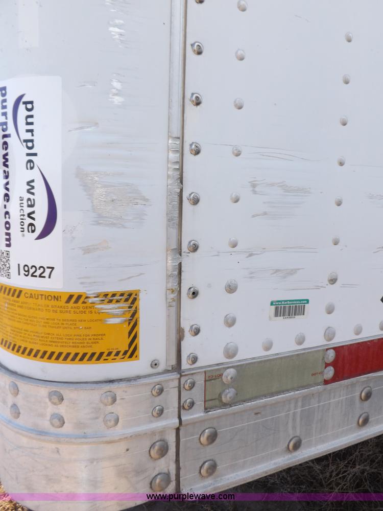 image for item I9227 2000 Great Dane refrigerated trailer