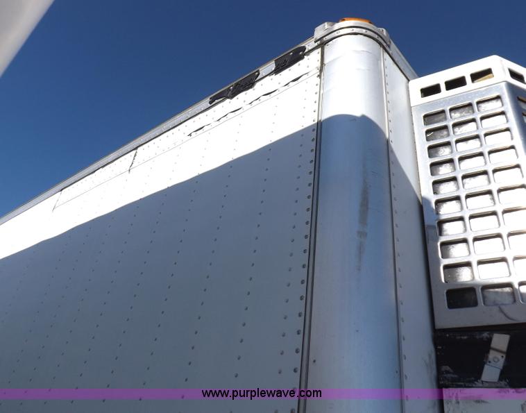 image for item I9227 2000 Great Dane refrigerated trailer