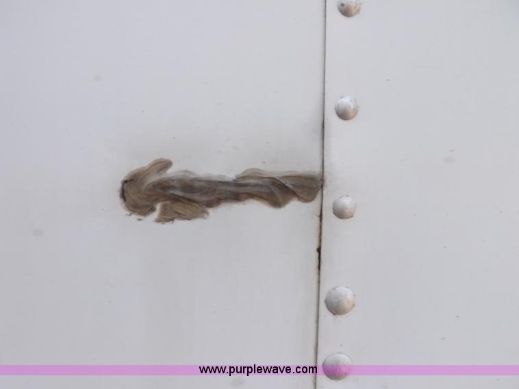 image for item I9227 2000 Great Dane refrigerated trailer