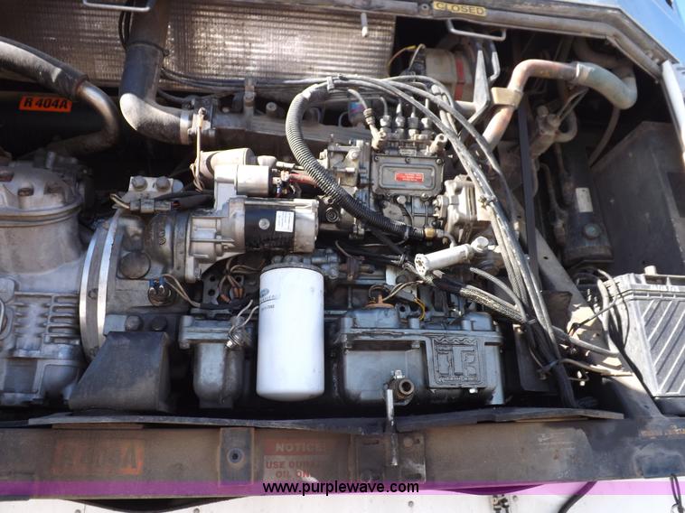 image for item I9230 2000 Great Dane refrigerated trailer