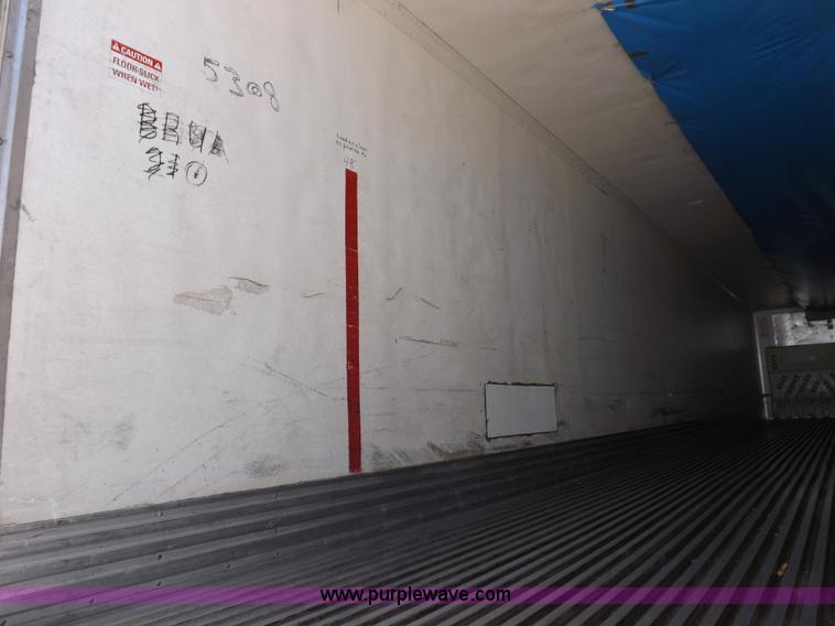image for item I9230 2000 Great Dane refrigerated trailer