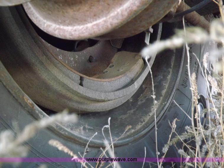 image for item I9230 2000 Great Dane refrigerated trailer