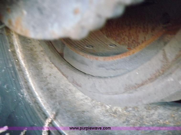 image for item I9230 2000 Great Dane refrigerated trailer