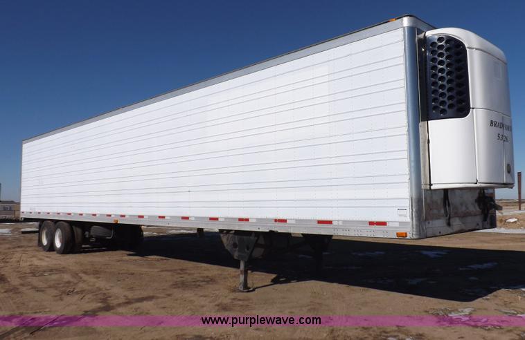 image for item I9231 2003 Utility refrigerated trailer