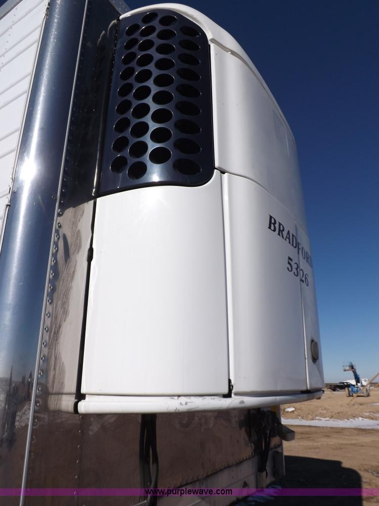 image for item I9231 2003 Utility refrigerated trailer