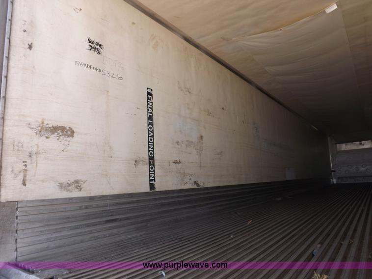image for item I9231 2003 Utility refrigerated trailer