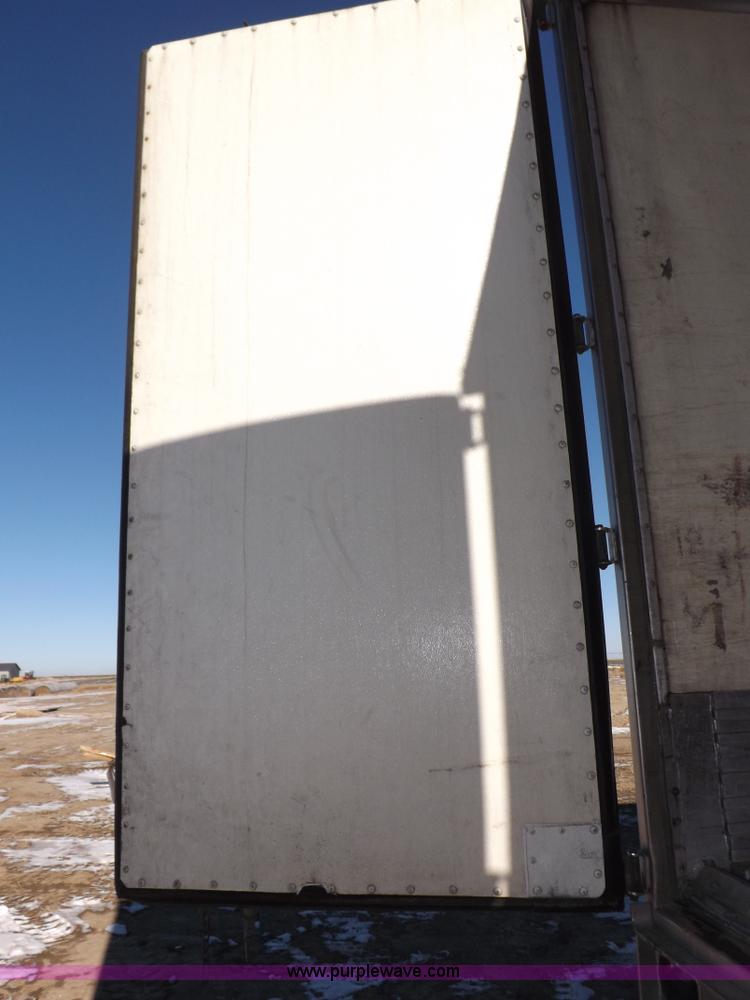 image for item I9231 2003 Utility refrigerated trailer