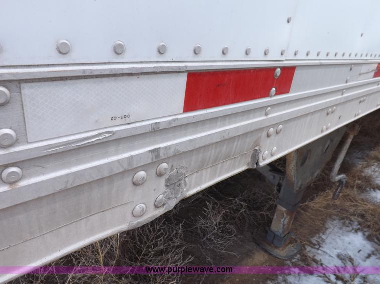 image for item I9231 2003 Utility refrigerated trailer
