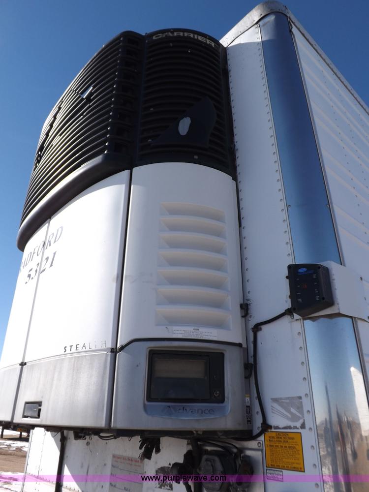 image for item I9232 2003 Utility 3000R refrigerated trailer