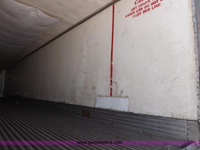 image for item I9232 2003 Utility 3000R refrigerated trailer