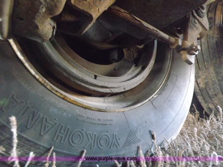 image for item I9232 2003 Utility 3000R refrigerated trailer