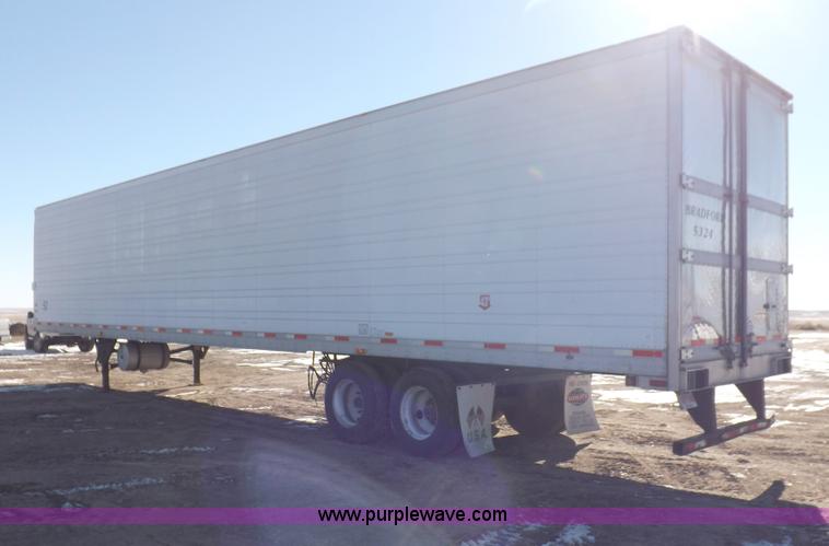 image for item I9233 2003 Utility 3000R refrigerated trailer