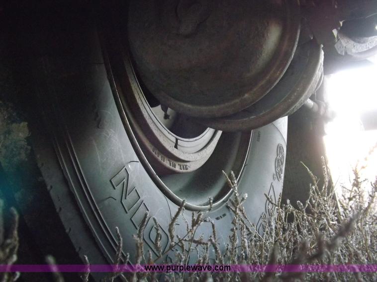 image for item I9233 2003 Utility 3000R refrigerated trailer