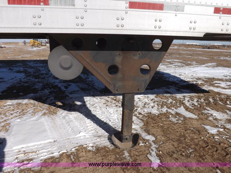 image for item I9234 2003 Utility 3000R refrigerated trailer