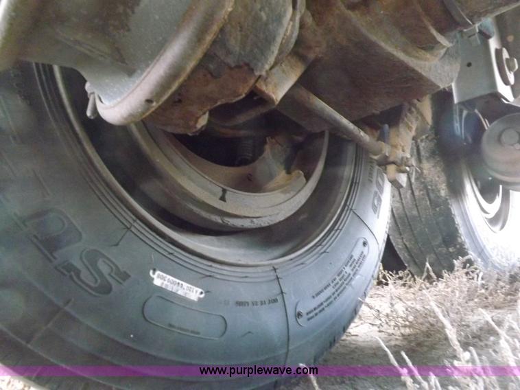 image for item I9234 2003 Utility 3000R refrigerated trailer