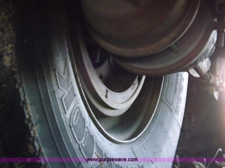 image for item I9234 2003 Utility 3000R refrigerated trailer