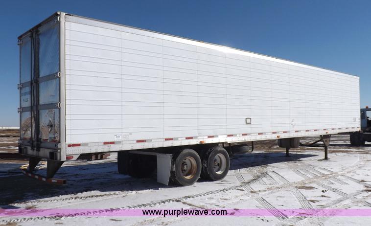image for item I9235 2003 Utility 3000R refrigerated trailer
