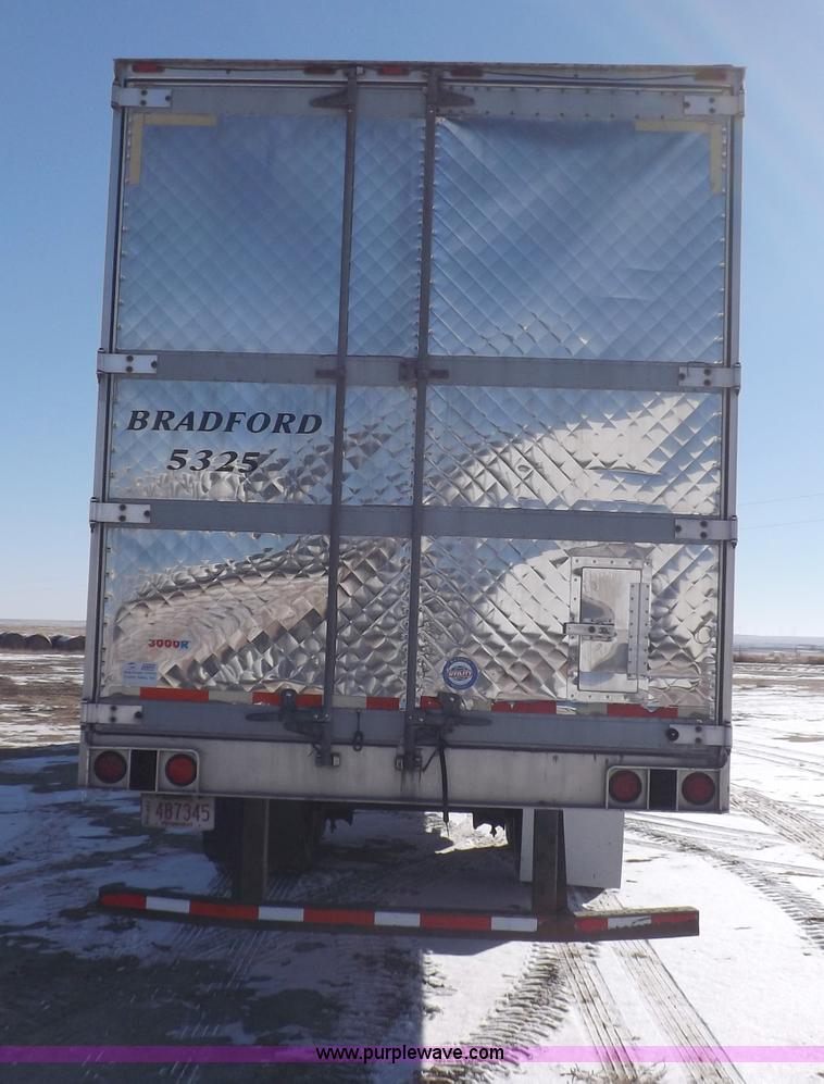 image for item I9235 2003 Utility 3000R refrigerated trailer