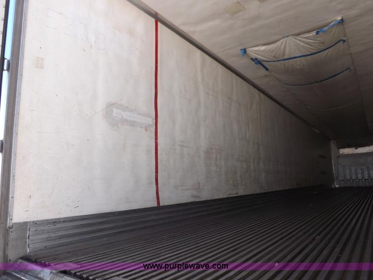 image for item I9235 2003 Utility 3000R refrigerated trailer