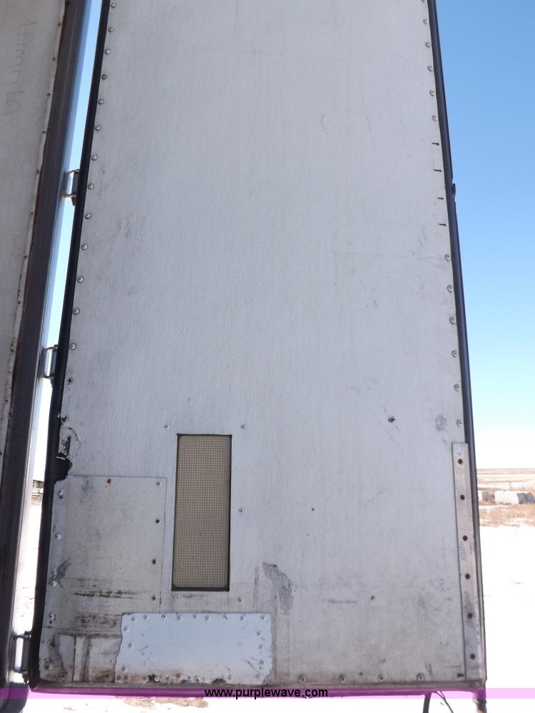 image for item I9235 2003 Utility 3000R refrigerated trailer