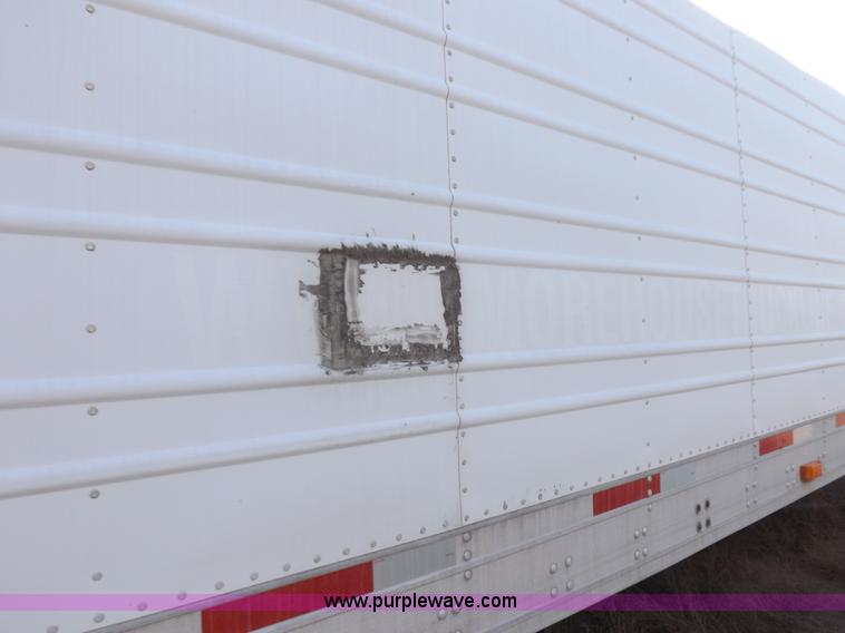 image for item I9235 2003 Utility 3000R refrigerated trailer