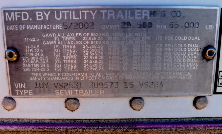 image for item I9235 2003 Utility 3000R refrigerated trailer