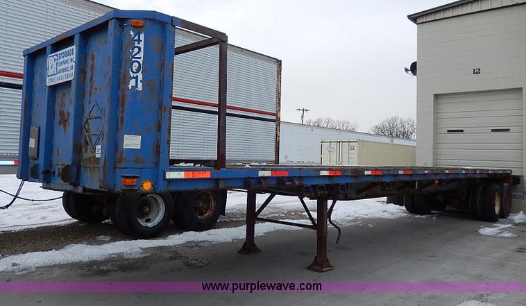image for item I9461 1980 Strick 42' flatbed trailer
