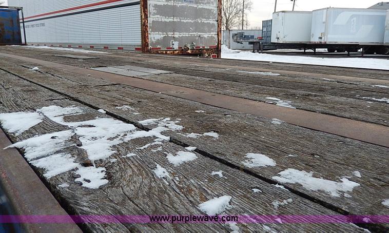 image for item I9461 1980 Strick 42' flatbed trailer