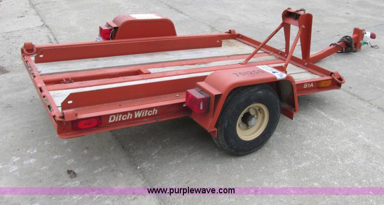 image for item F4860 2007 Ditch Witch SA1 tilt trailer