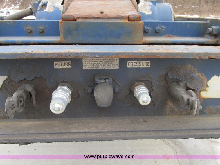 image for item G9174 2007 Trail-Eze TE80HT equipment trailer