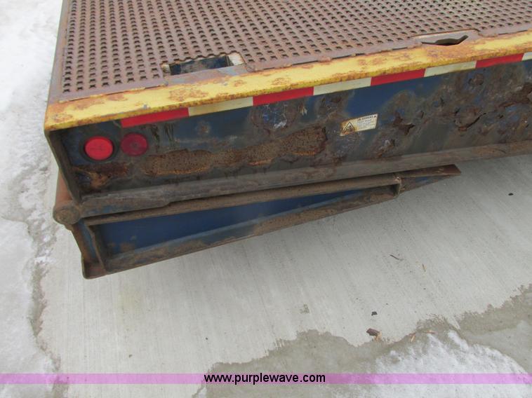 image for item G9174 2007 Trail-Eze TE80HT equipment trailer