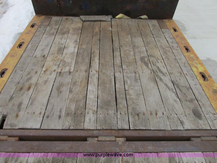 image for item G9174 2007 Trail-Eze TE80HT equipment trailer