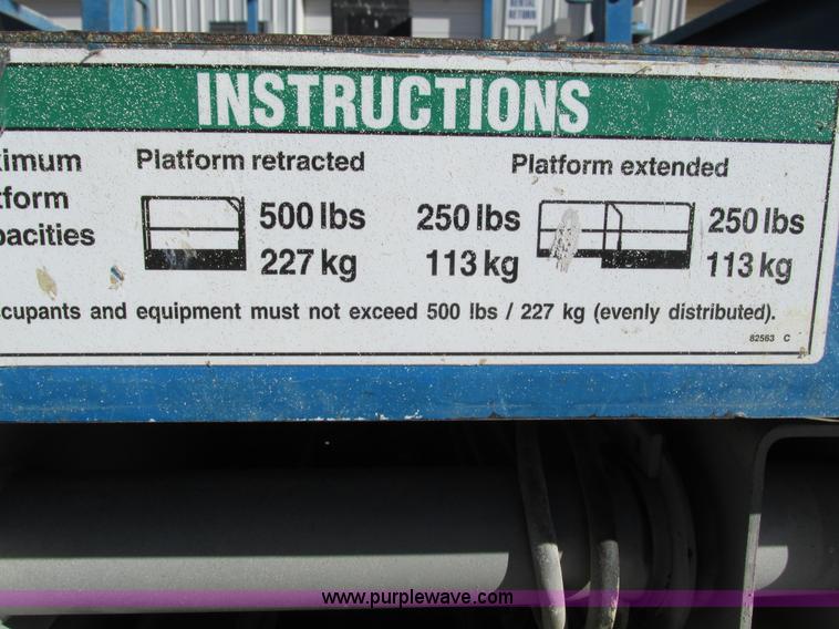 image for item G9367 2007 Genie GS-2632 scissor lift