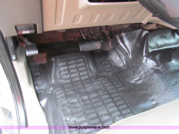 image for item G9553 2008 Ford F450 Super Duty XL service truck