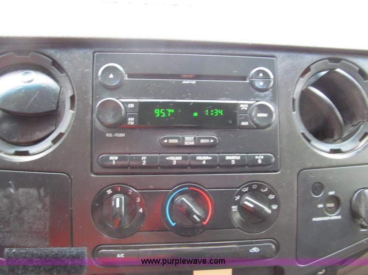 image for item G9553 2008 Ford F450 Super Duty XL service truck