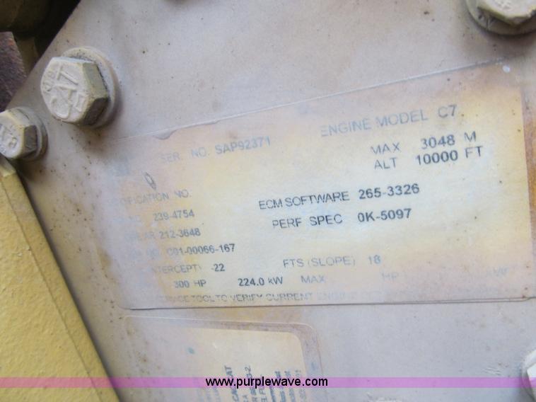 image for item G9554 2006 Freightliner Business Class M2 rollback truck