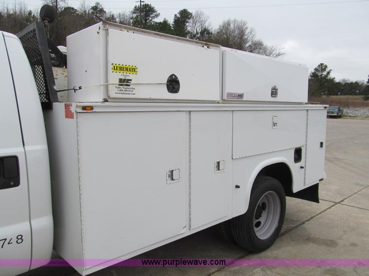 image for item G9555 2007 Ford F550 XL Super Duty service truck