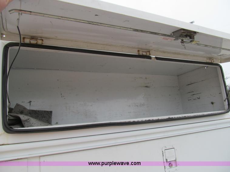 image for item G9555 2007 Ford F550 XL Super Duty service truck