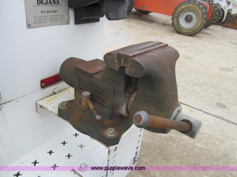 image for item G9555 2007 Ford F550 XL Super Duty service truck